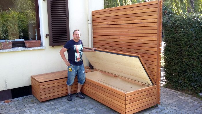 Terrassenmöbel mit integriertem Stauraum. Individuell und nachhaltig vom Zimmermann Holz-Michel.